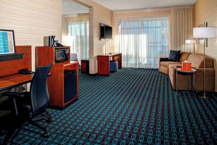 Room 19 of 44